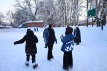 Студенческий десант проверил состояние ледовых площадок во дворах Приокского района