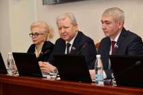 Евгений Люлин рассчитывает, что закон о борщевике закроет лазейки для нерадивых землевладельцев