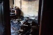 Два человека погибли на ночном пожаре из-за сигареты в Канавине