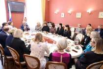 Евгений Люлин обсудил развитие бизнеса с нижегородками-предпринимателями