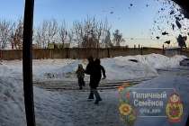 Глава Семенова назвал сход снега с крыши дома вопиющей халатностью