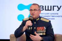 Евгений Чинцов выступил на форуме региональных кадровых программ