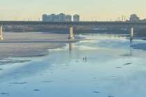 Двух нижегородских сапбордистов на Оке приняли за тонущих рыбаков