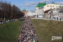 10 тысяч верующих прошли крестным ходом на Пасху в Нижнем Новгороде — фото