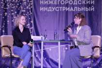 Анна Бегунова выступила перед нижегородскими студентами с Чтецкой программой