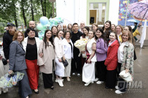 Сергей Лазарев поздравил нижегородских выпускников с последним звонком